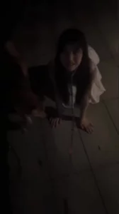 不是哥们真当狗啊遛完还回房3p我靠
