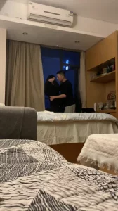 半推半就高颜值新婚少妇，大喊你比我老公厉害