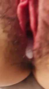 周末和有女朋友的野男人偷情，被无套打桩内射啊，好爽，好舒服，好刺激啊
