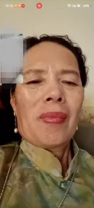 60岁阿姨表面斯文